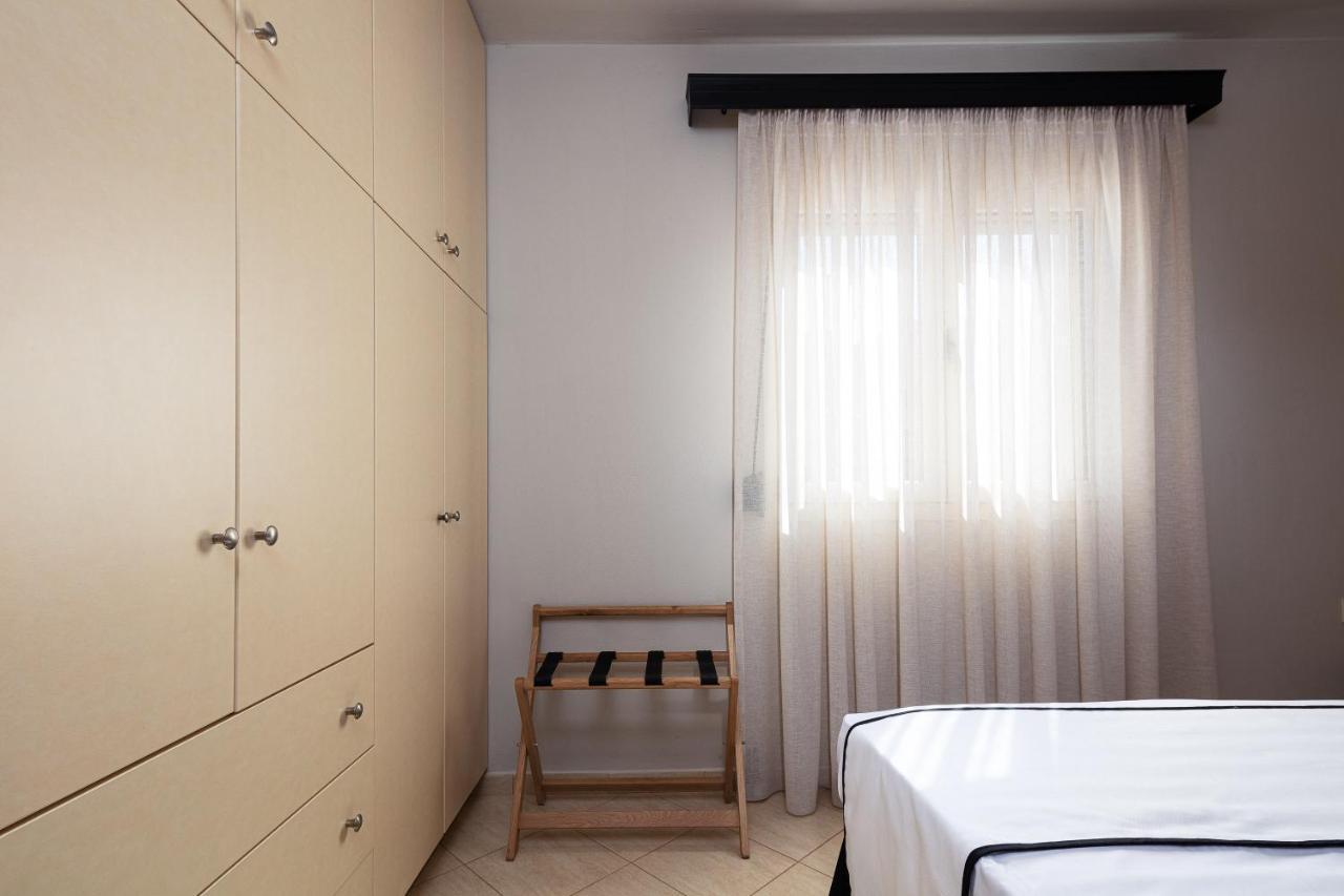 Villa Nero Kokkini Hani エクステリア 写真